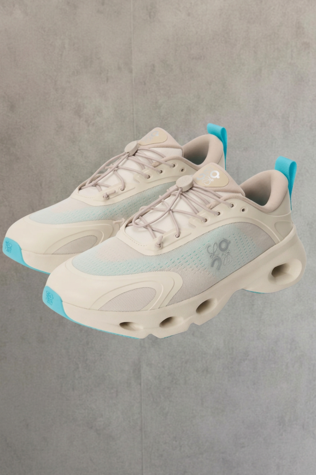 Zapatos ON Cloud X LOEWE  Beige con detalles celeste | Talla 41 eur