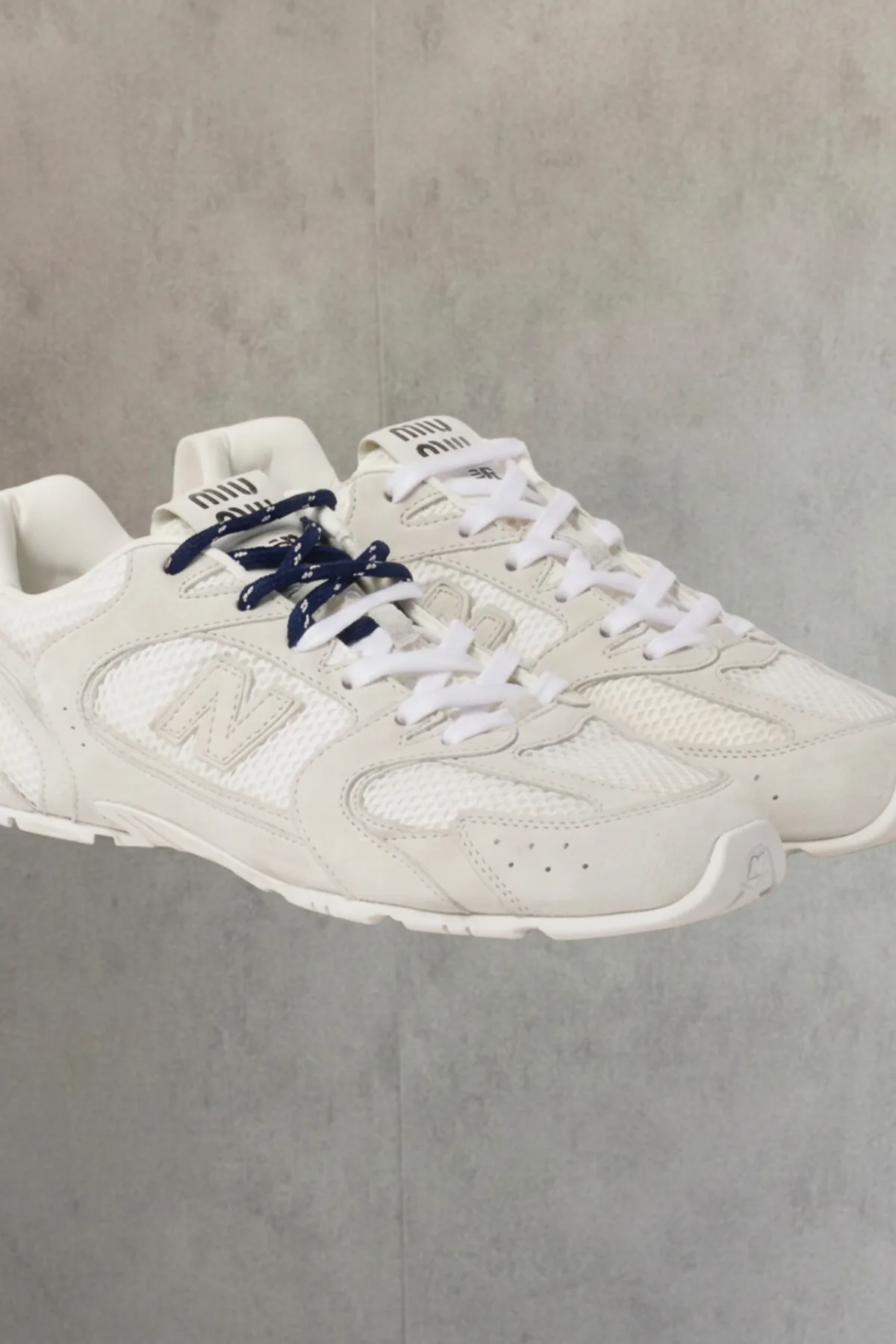 Zapatos New Balance 530 SL Suede x Miu Miu | Talla 8 usa