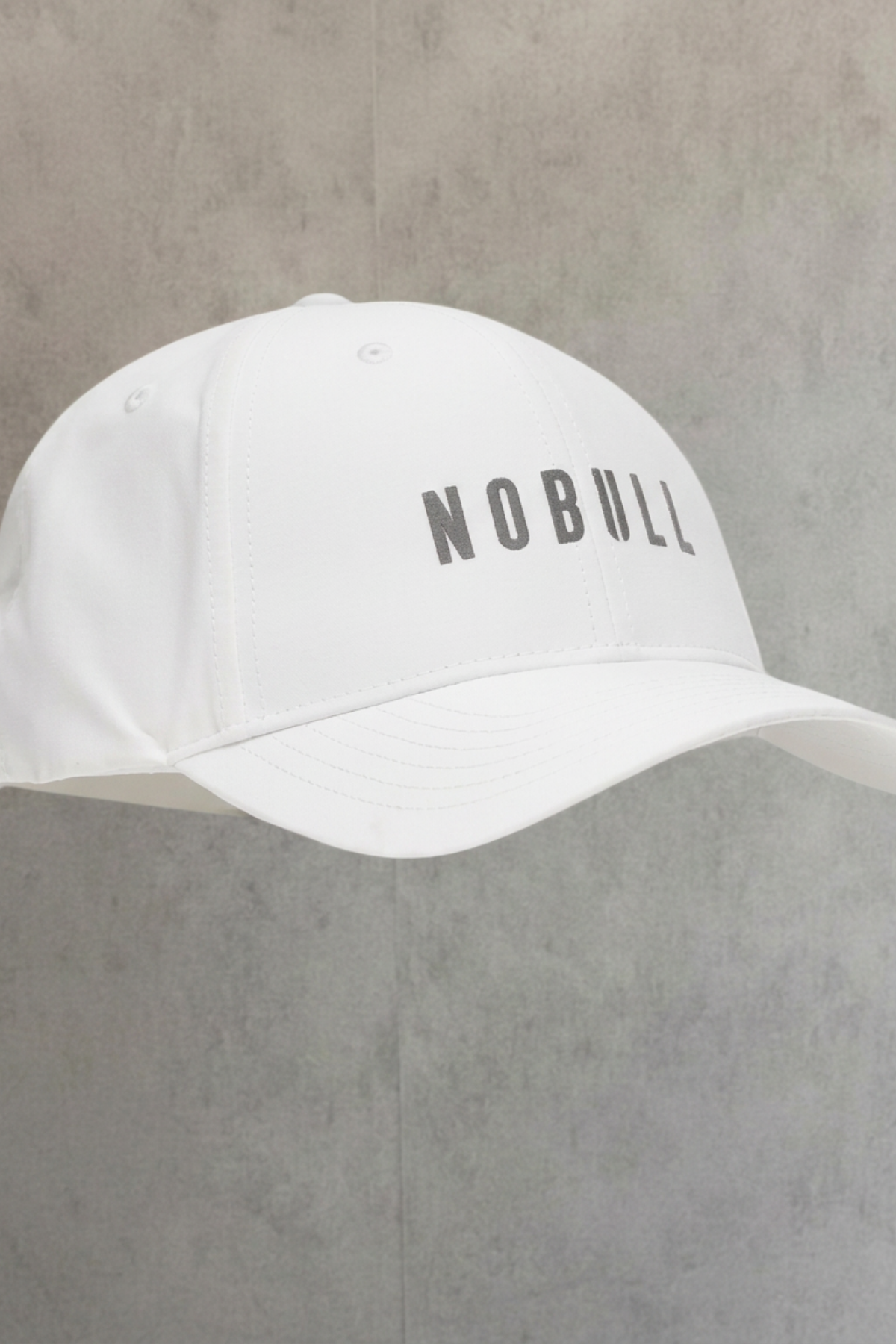 Gorra NOBULL Blanca Unisex | talla S/M